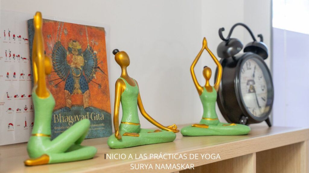 YOGA 1 INICIACIÓN SALUDOS AL SOL